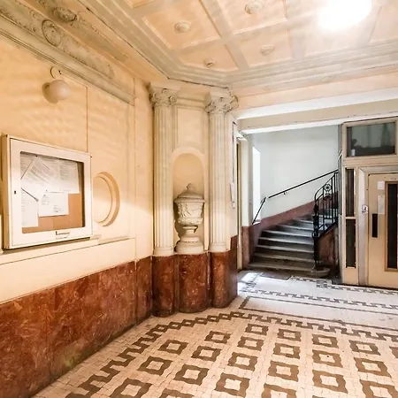 Cityhold Premier Apartment
