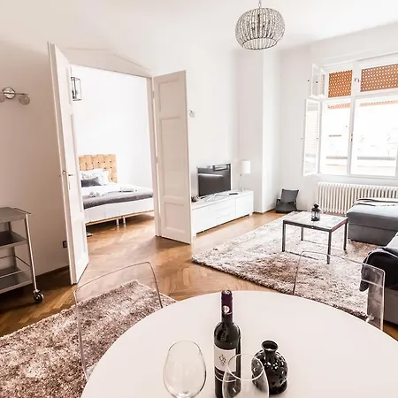 Apartment Cityhold Premier Budapest